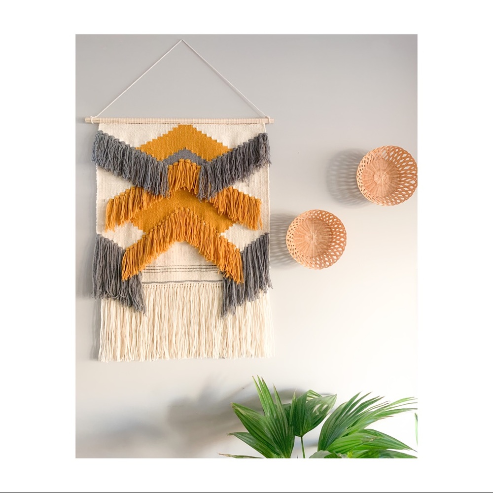 Handmade tapestry weaving